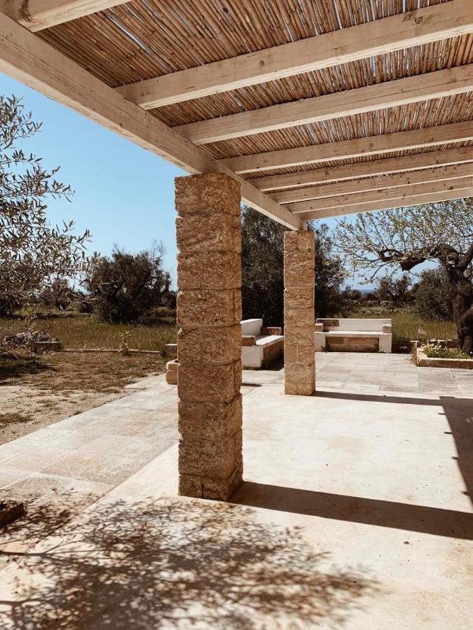 Апартаменты Trullo Contrada Specchi Ракале Экстерьер фото