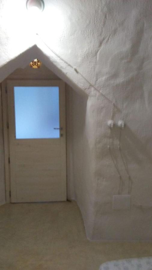 Апартаменты Trullo Contrada Specchi Ракале Экстерьер фото